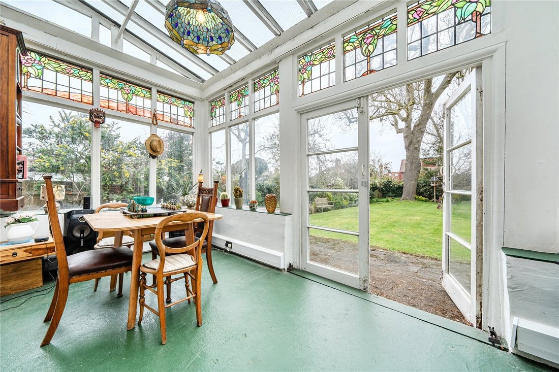 House in Alexandra Park, Haringey, England 5 - 17703219