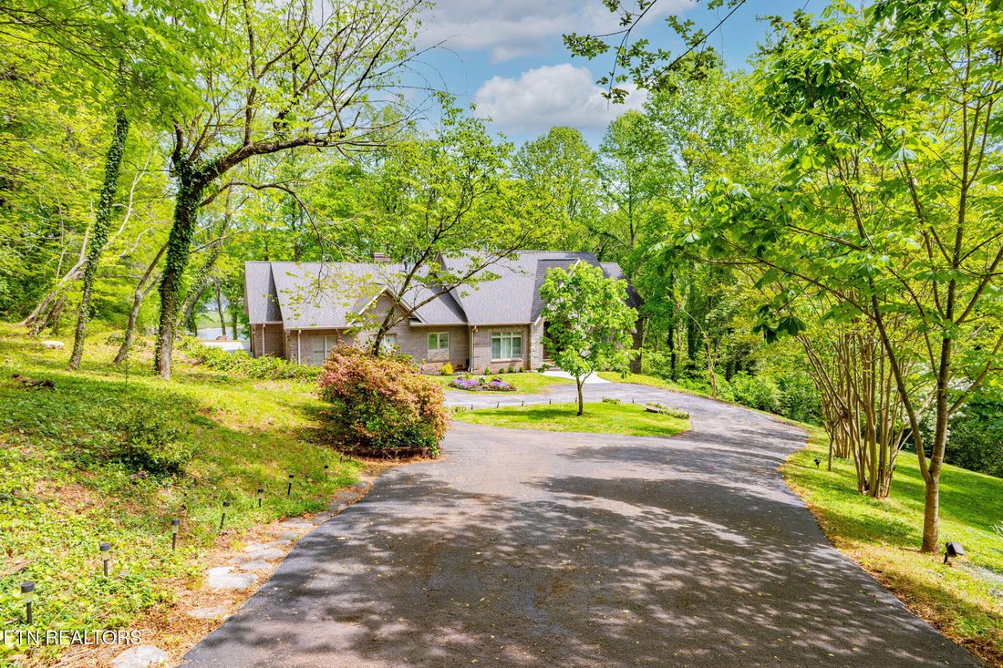 House in Knoxville, Tennessee, United States 3 - 17711605