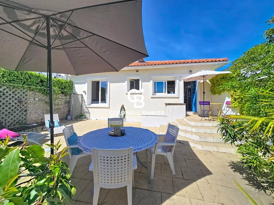 House in La Tranche-sur-Mer, Pays de la Loire, France 1 - 17546713