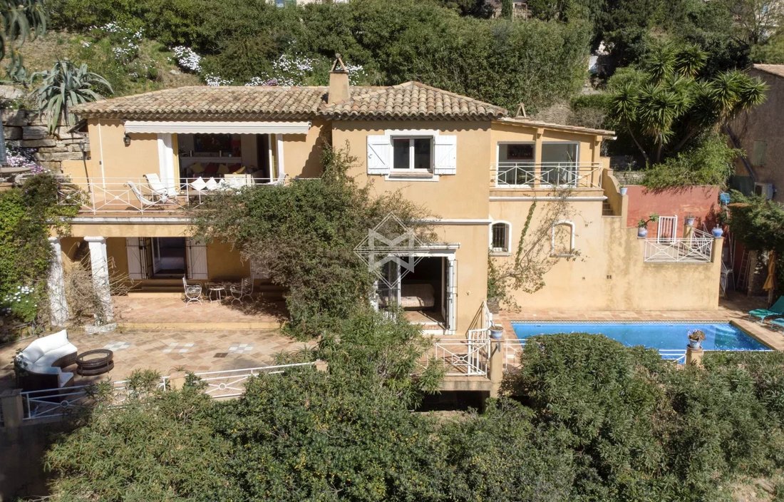 House in Sud, Cavalaire-sur-Mer, France 2 - 11371727