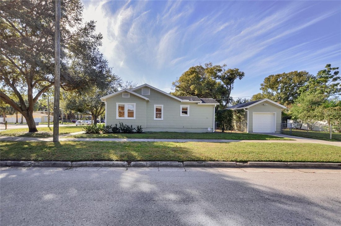 House in Tampa, Florida, United States 3 - 17714895