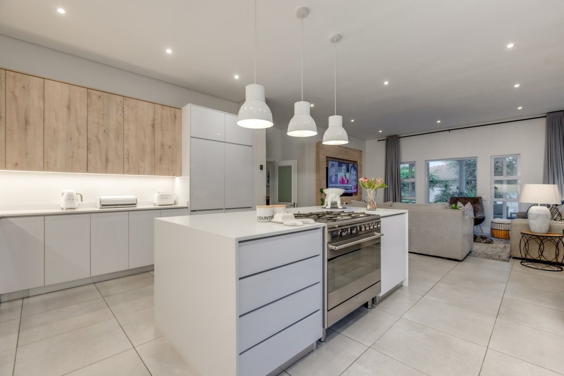 House in Chartwell, Gauteng, South Africa 5 - 17705567