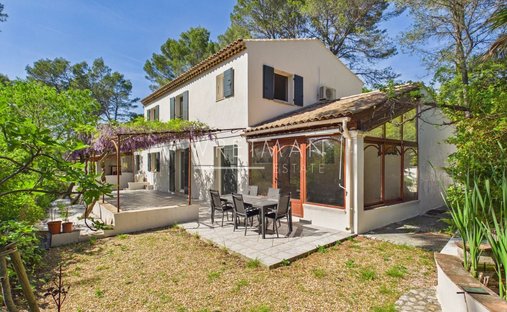 Villa à Taradeau, Provence-Alpes-Côte d'Azur, France 1