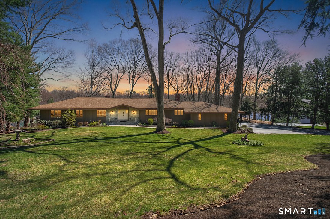 House in Trumbull, Connecticut, United States 2 - 17715753