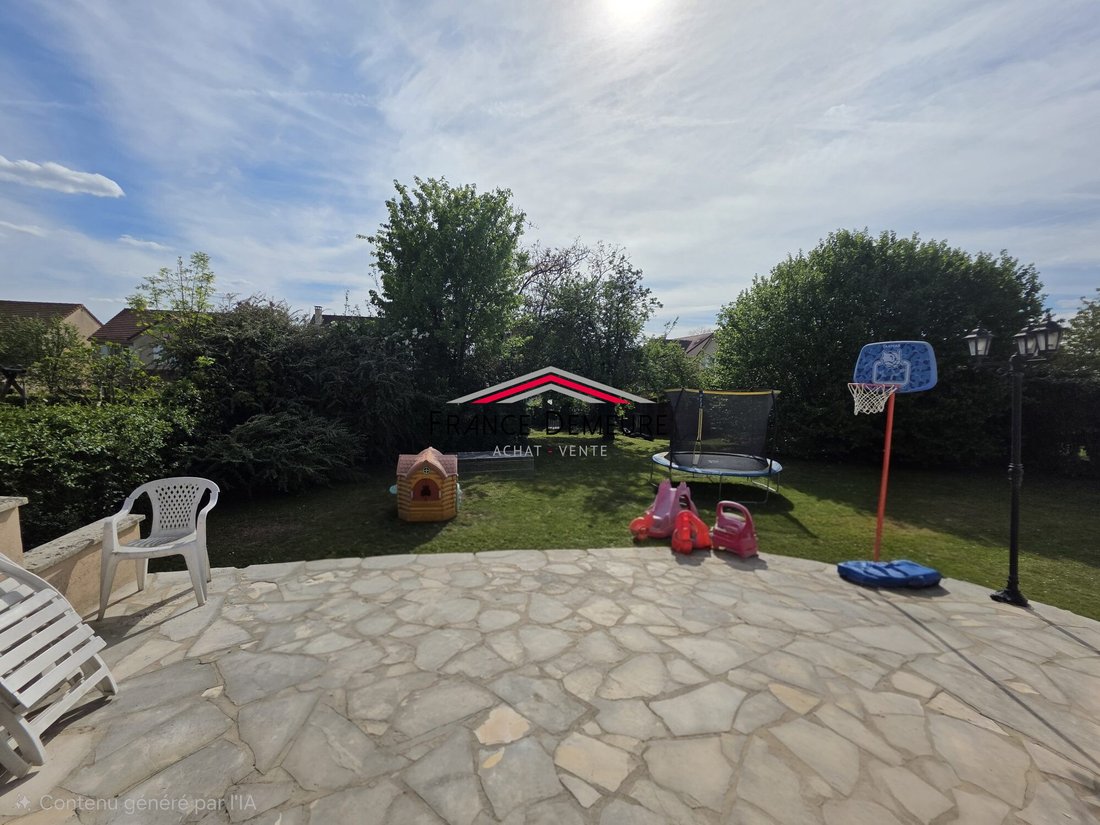 House in Saint Prix Centre, Saint-Prix, France 4 - 17709973