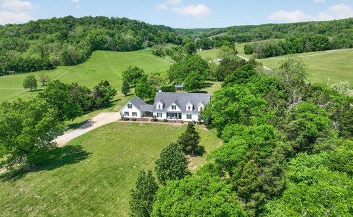 House in Mount Pleasant, Tennessee, United States 1