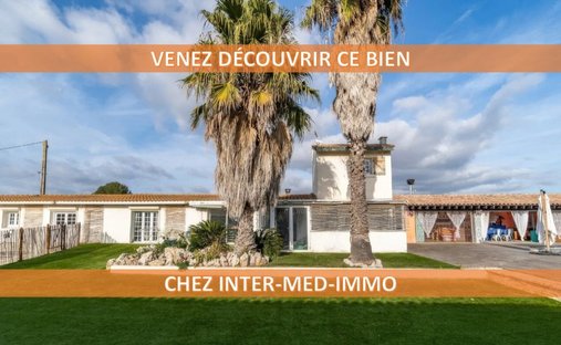 House in Ancien Hôpital, Beziers, France 1