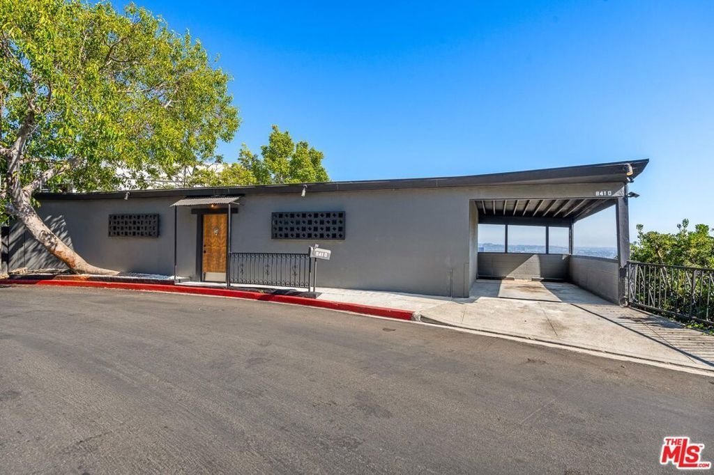 House in Los Angeles, California, United States 4 - 17706453