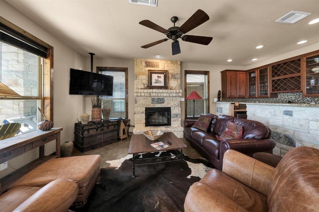 House in Graford, Texas, United States 4 - 17708415