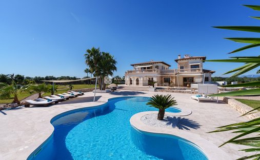 Finca in Santa Margalida, Balearic Islands, Spain 1