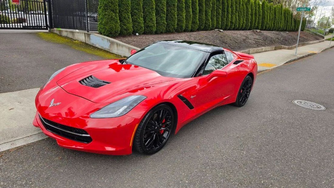 Coupe in Portland, OR, United States 1 - 17705669