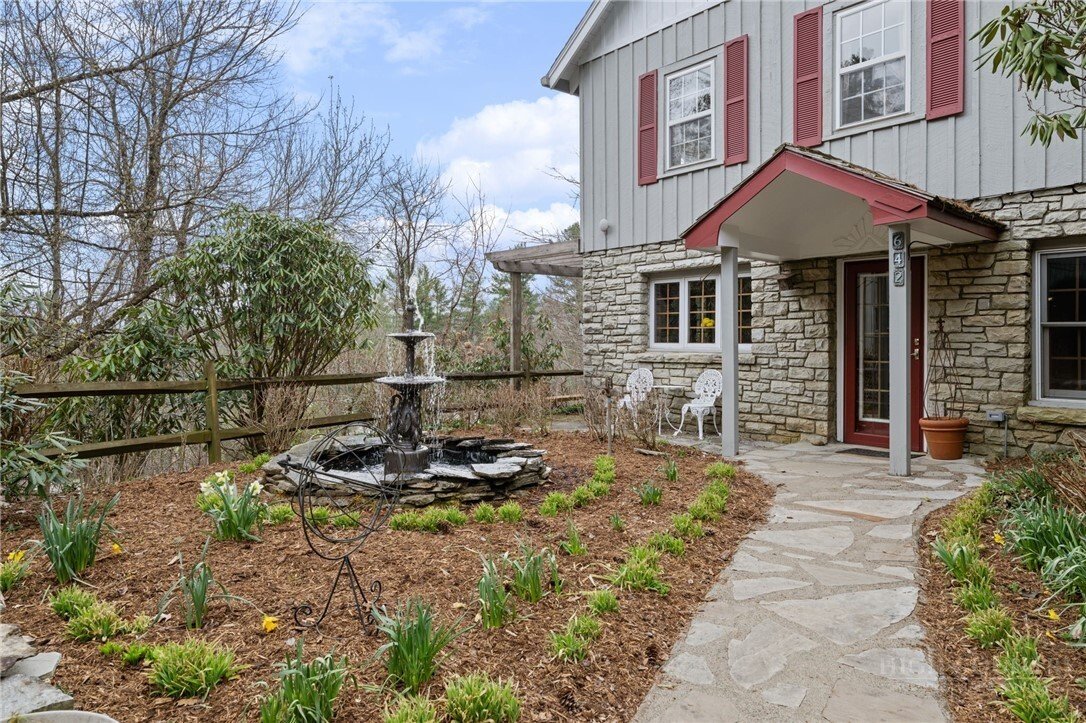 House in Blowing Rock, North Carolina, United States 3 - 17705288