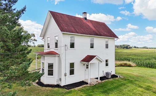 House in Doylestown, Ohio, United States 1