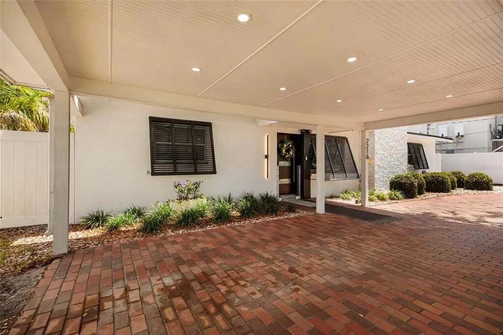 House in Tampa, Florida, United States 4 - 17715503
