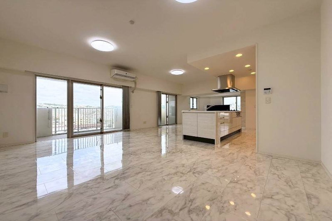 Condominio a Naha, Okinawa, Giappone 2 - 17718732