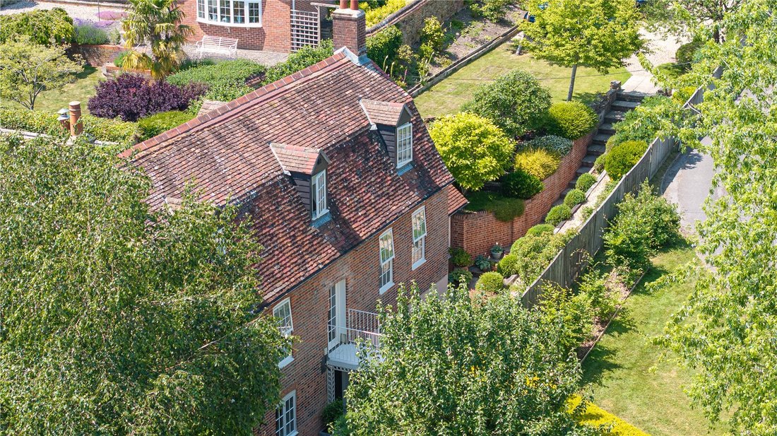 House in Marlborough, England 2 - 17710538