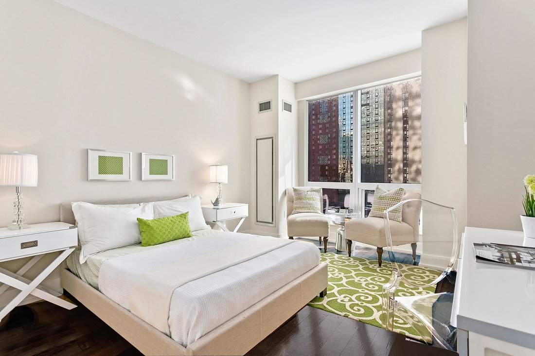 Condo in New York, New York, United States 3 - 17702822