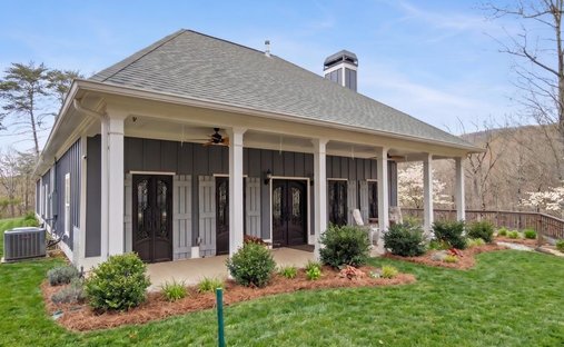 House in Waleska, Georgia, United States 1