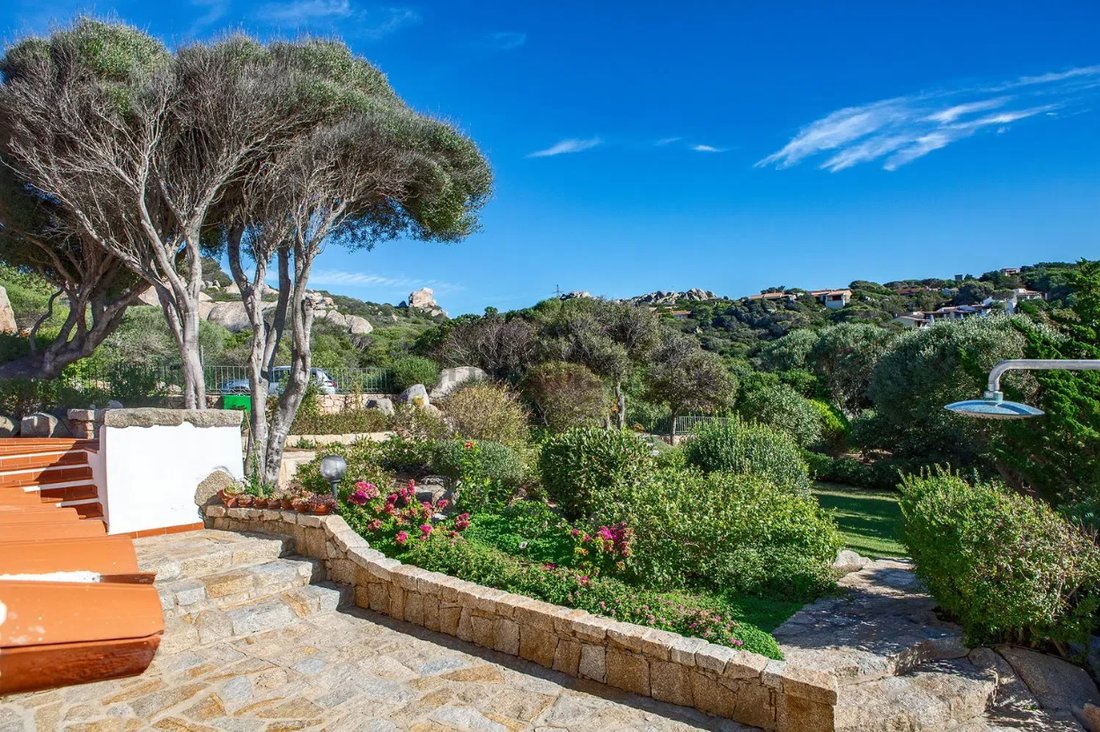Villa in Santa Teresa Gallura, Sardinia, Italy 2 - 17708611