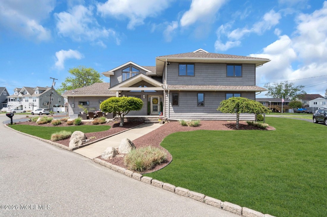 House in Toms River, New Jersey, United States 1 - 17708913
