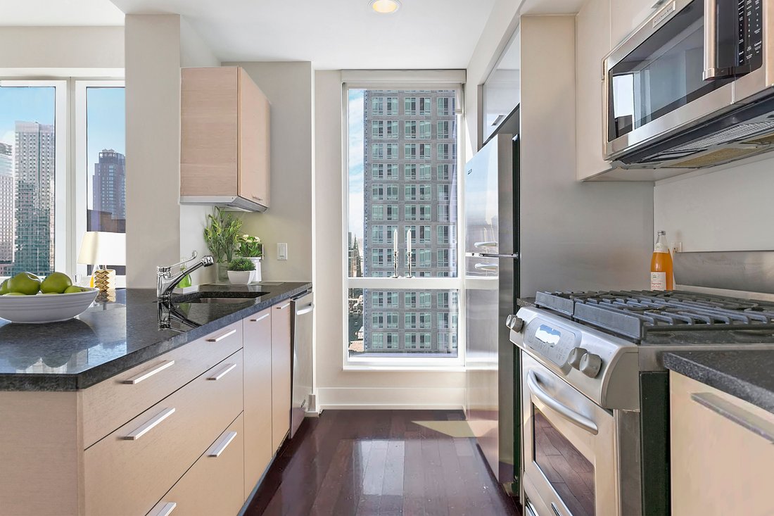 Condo in New York, New York, United States 2 - 17702822