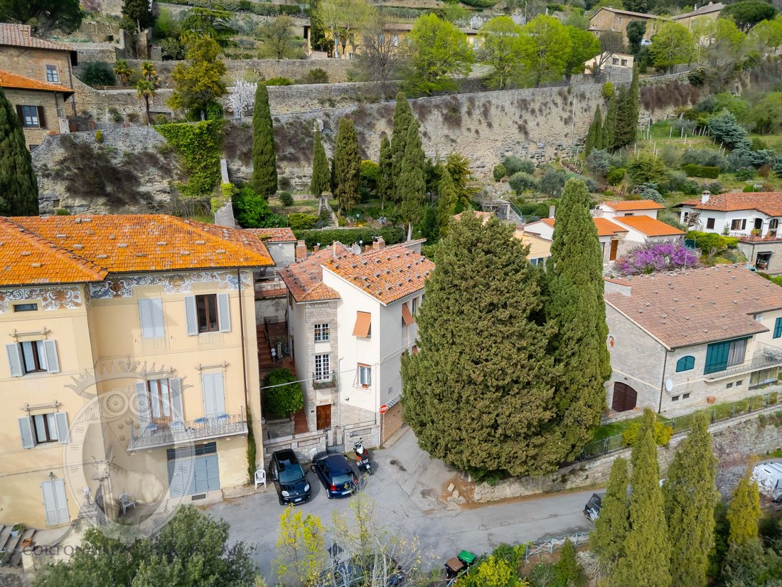 House in Center, Cortona, Tuscany 1 - 17703365