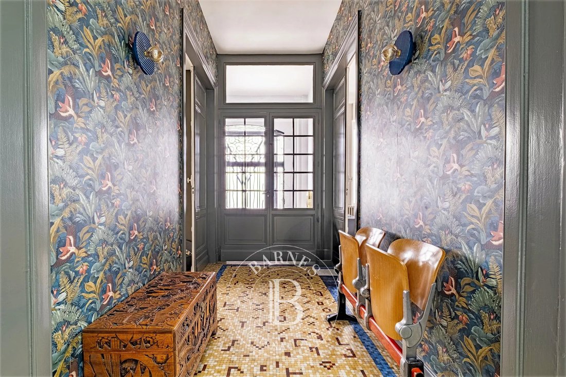 Townhouse in Capucins-Saint Michel-Nansouty-Saint Genès, Bordeaux, France 4 - 17704874