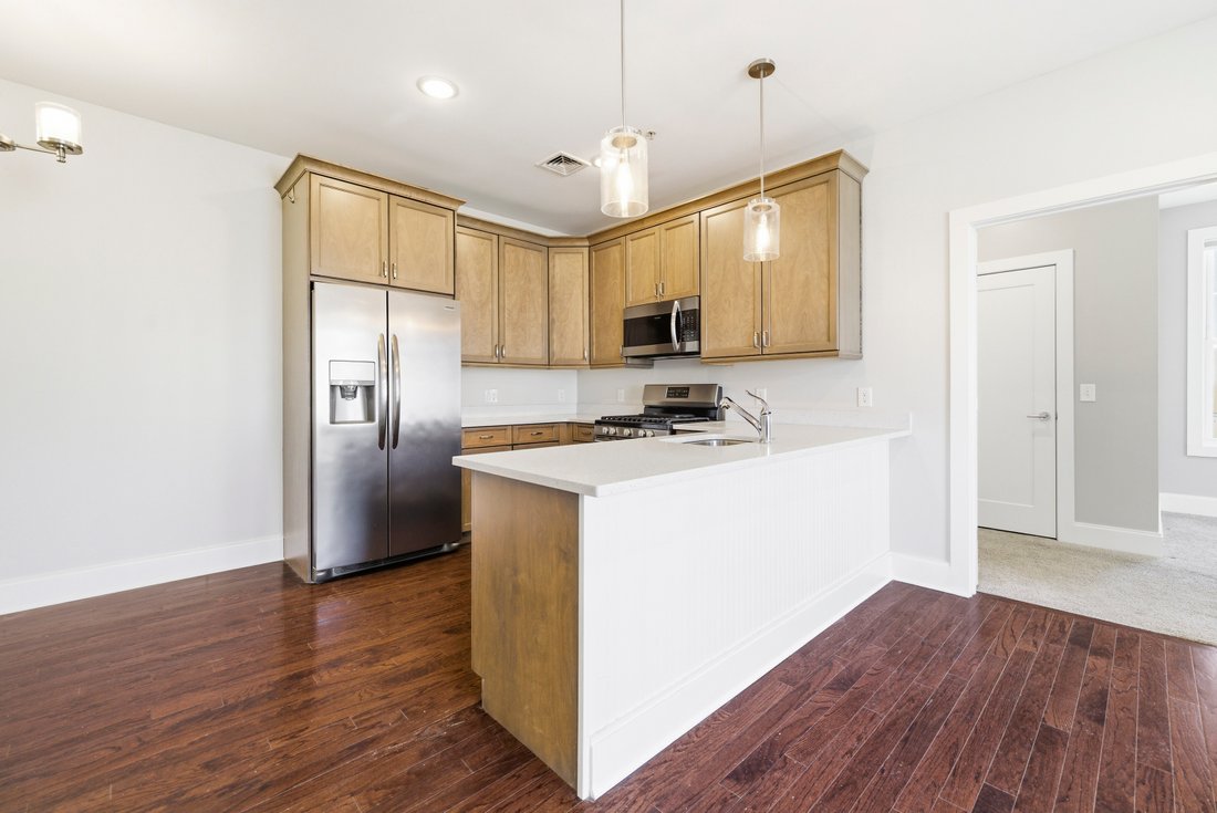 Condo in East Rockaway, New York, United States 4 - 17688524