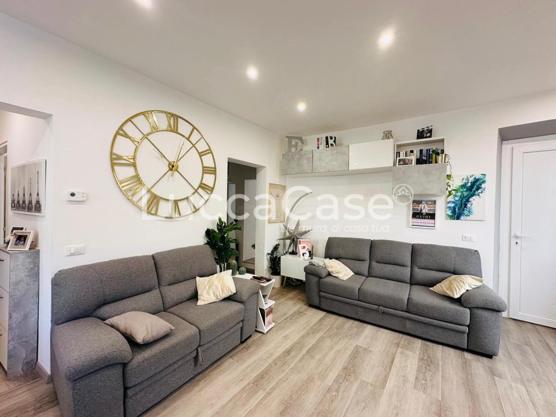 Apartment in Historic Center, Lucca, Tuscany 2 - 17712270