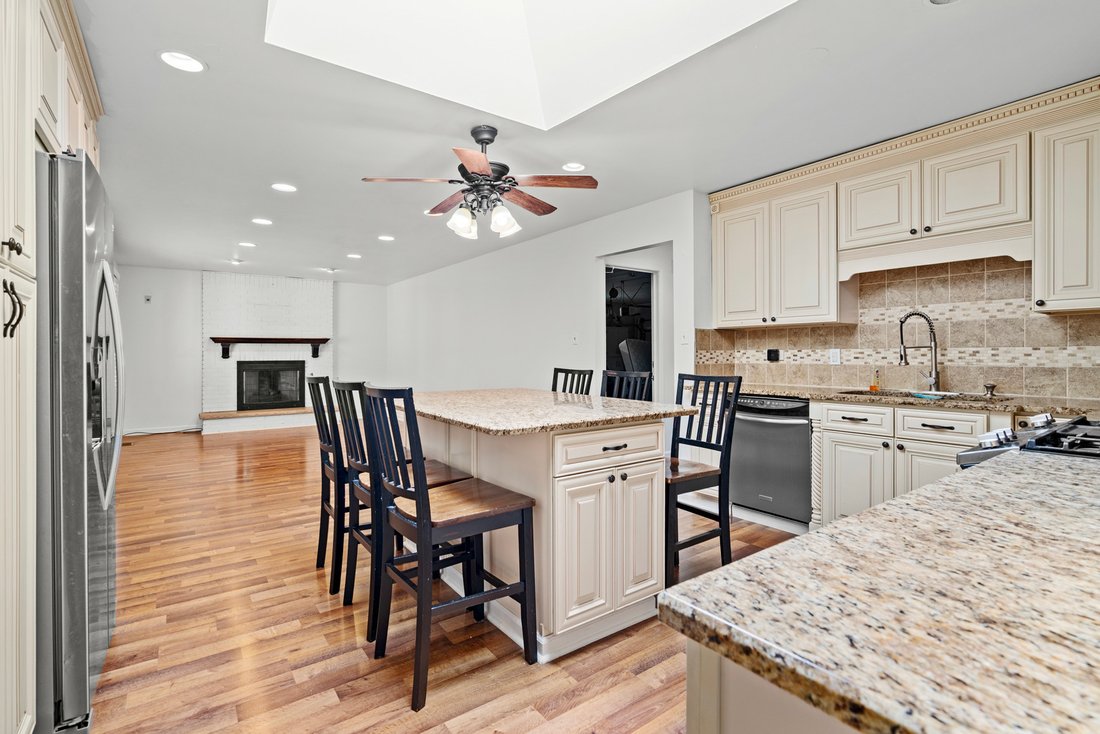 House in Orland Park, Illinois, United States 5 - 17705820