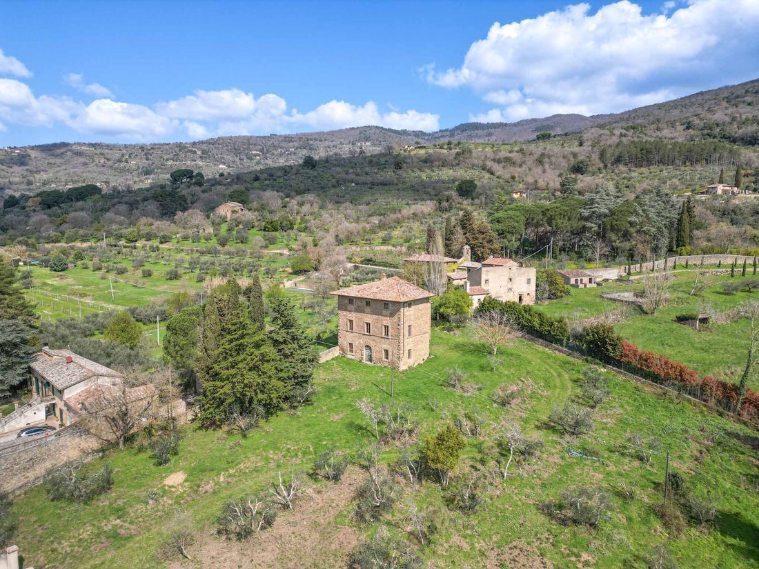 Villa in Center, Cortona, Tuscany 4 - 17702829