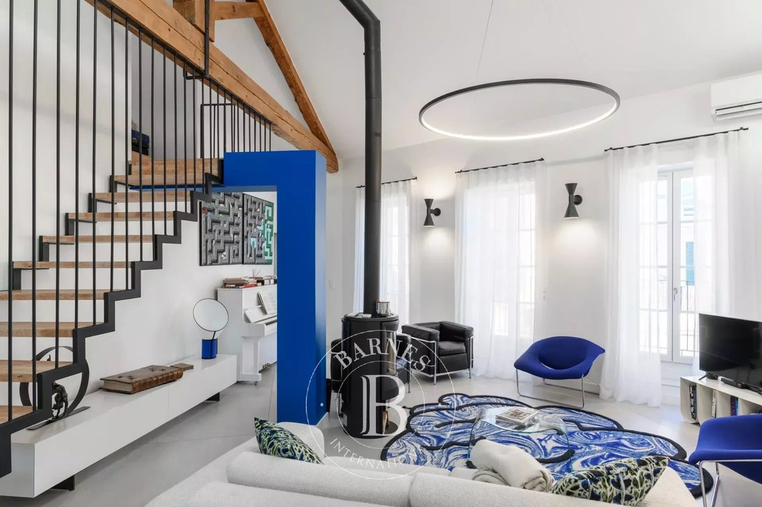 Apartment in Vauban, 6e Arrondissement, Marseille 3 - 16893363