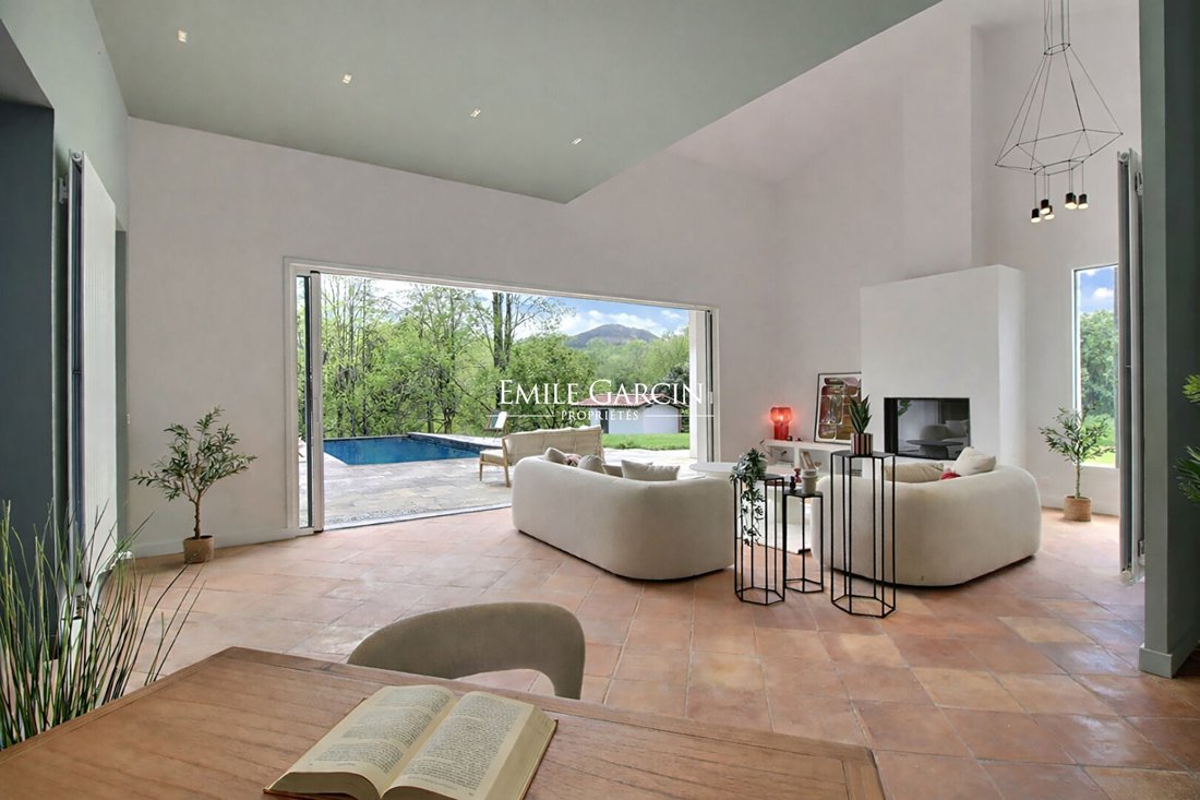 Villa in Ascain, Nouvelle-Aquitaine, France 1 - 17704461
