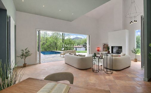 Villa in Ascain, Nouvelle-Aquitaine, France 1
