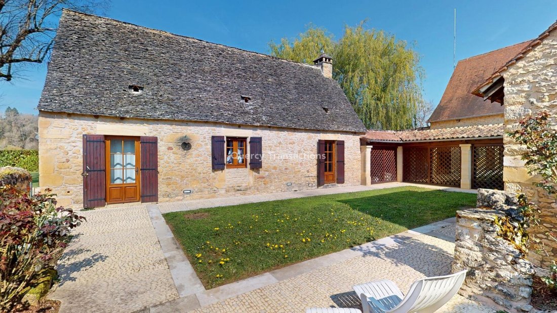 House in Montignac-Lascaux, Nouvelle-Aquitaine, France 1 - 17707578