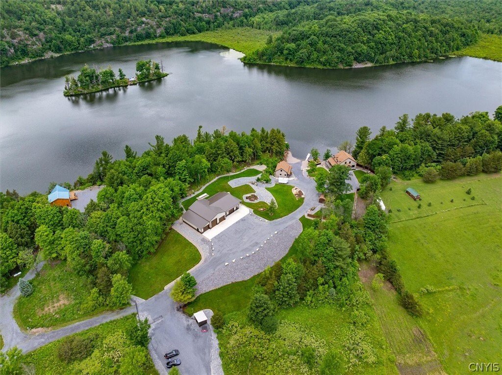 House in New York, New York, United States 3 - 17703586