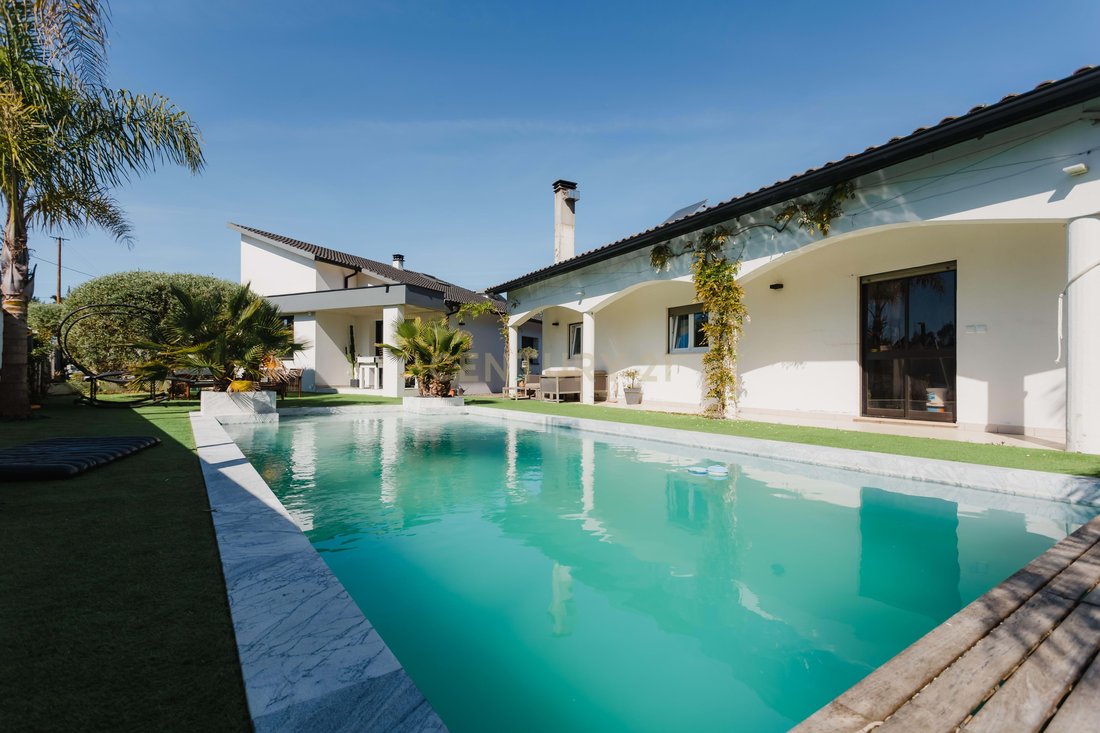 Villa in Guia, Ilha e Mata Mourisca, Leiria District, Portugal 5 - 17710869
