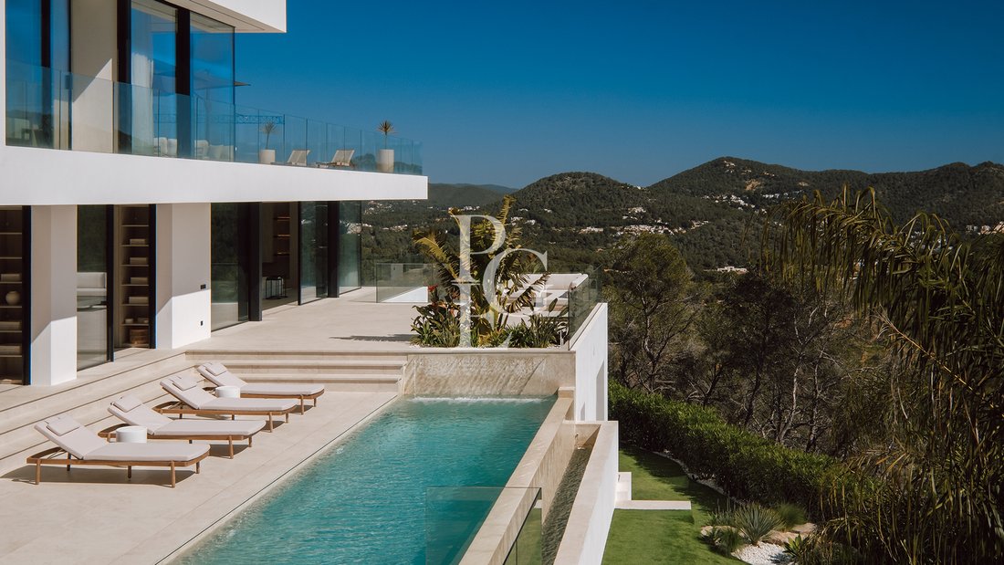 Villa in Roca Llisa, Santa Eularia des Riu, Balearic Islands 2 - 17670951