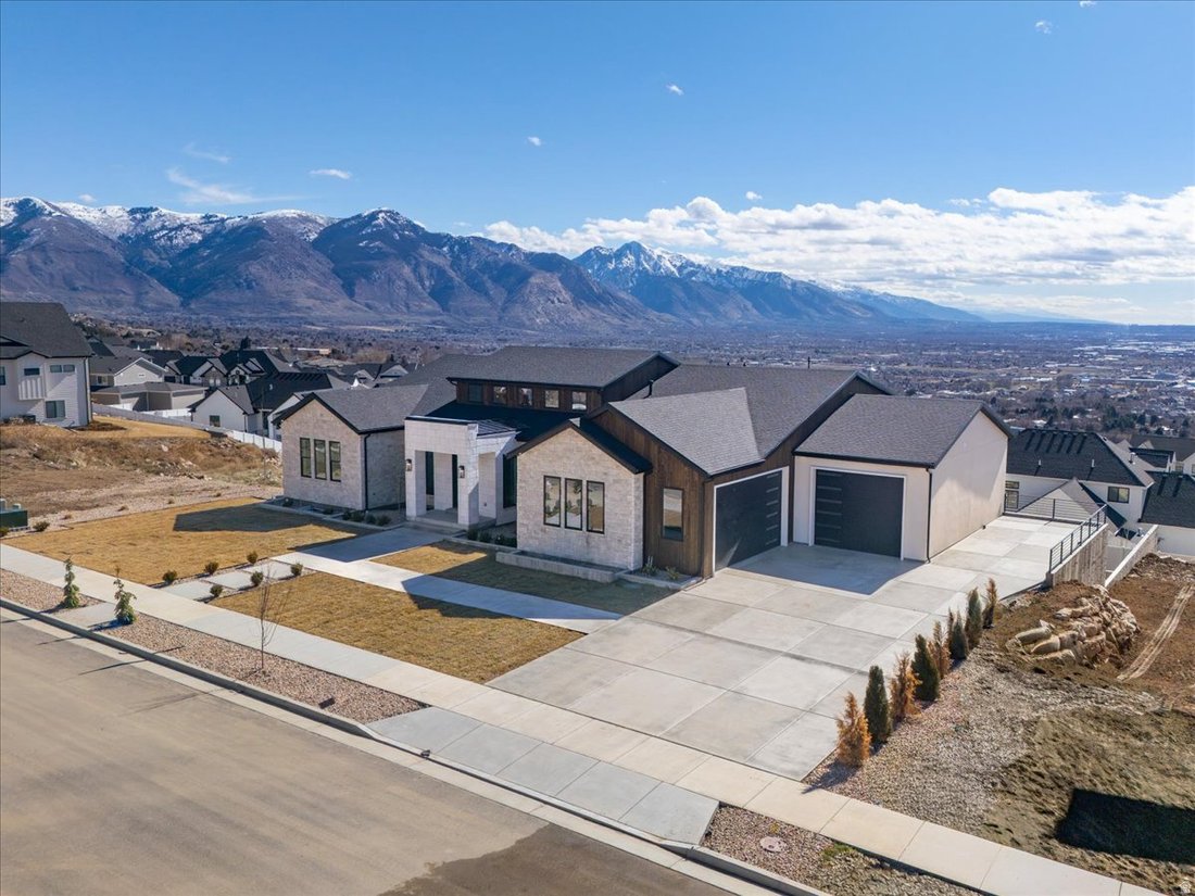 House in Ogden, Utah, United States 1 - 17713877