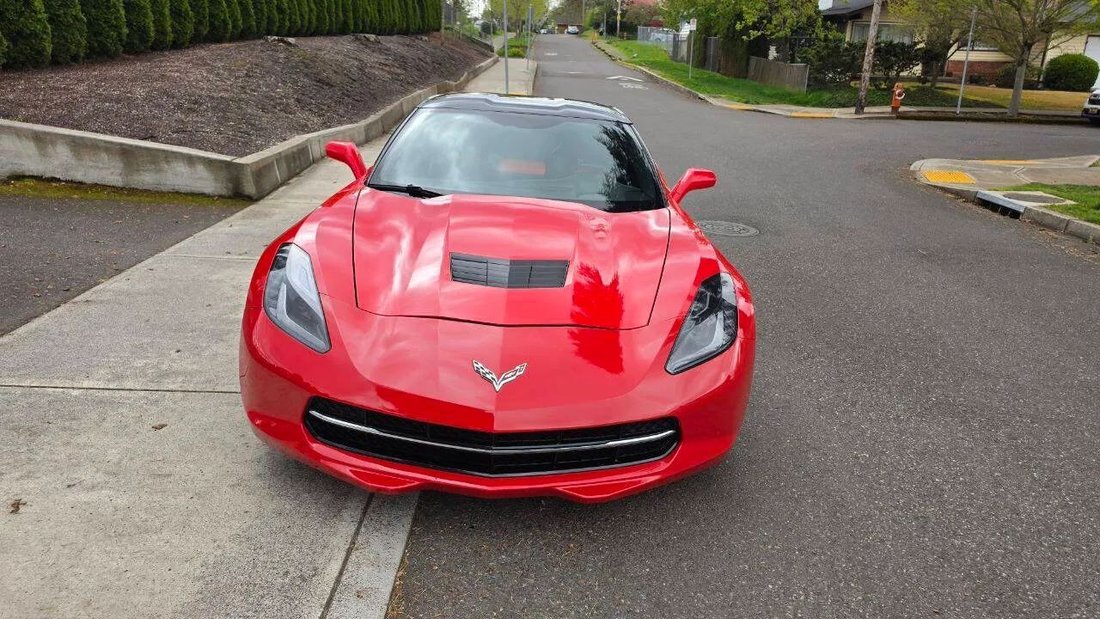 Coupe in Portland, OR, United States 2 - 17705669