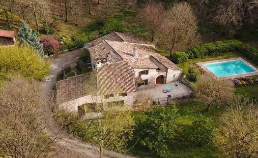 Casa en Savasse, Auvernia-Ródano-Alpes, Francia 1