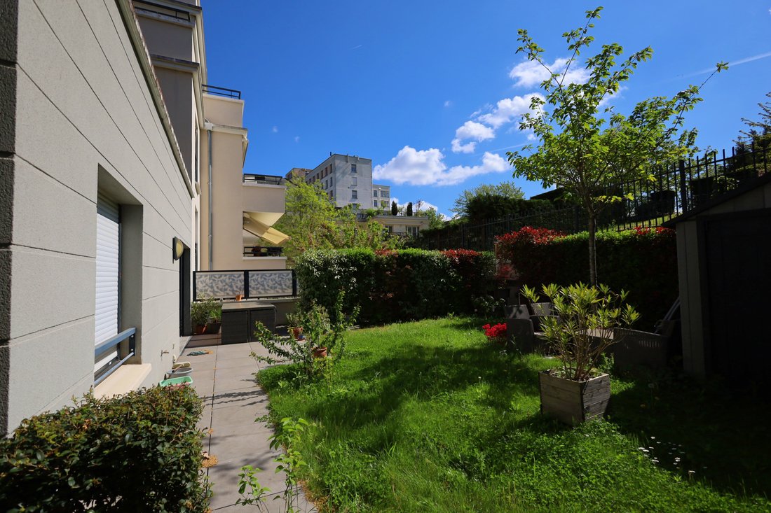 Apartment in Centre Ville-Sarments, Châtillon, France 2 - 16623438