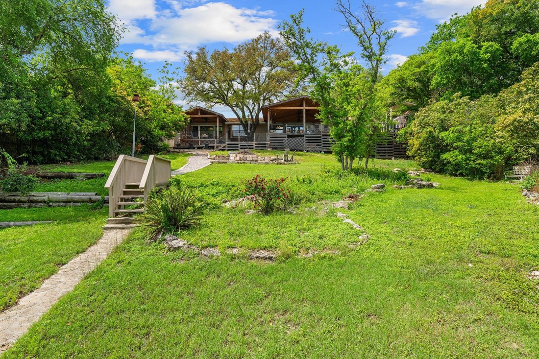 House in Jonestown, Texas, United States 3 - 17707766