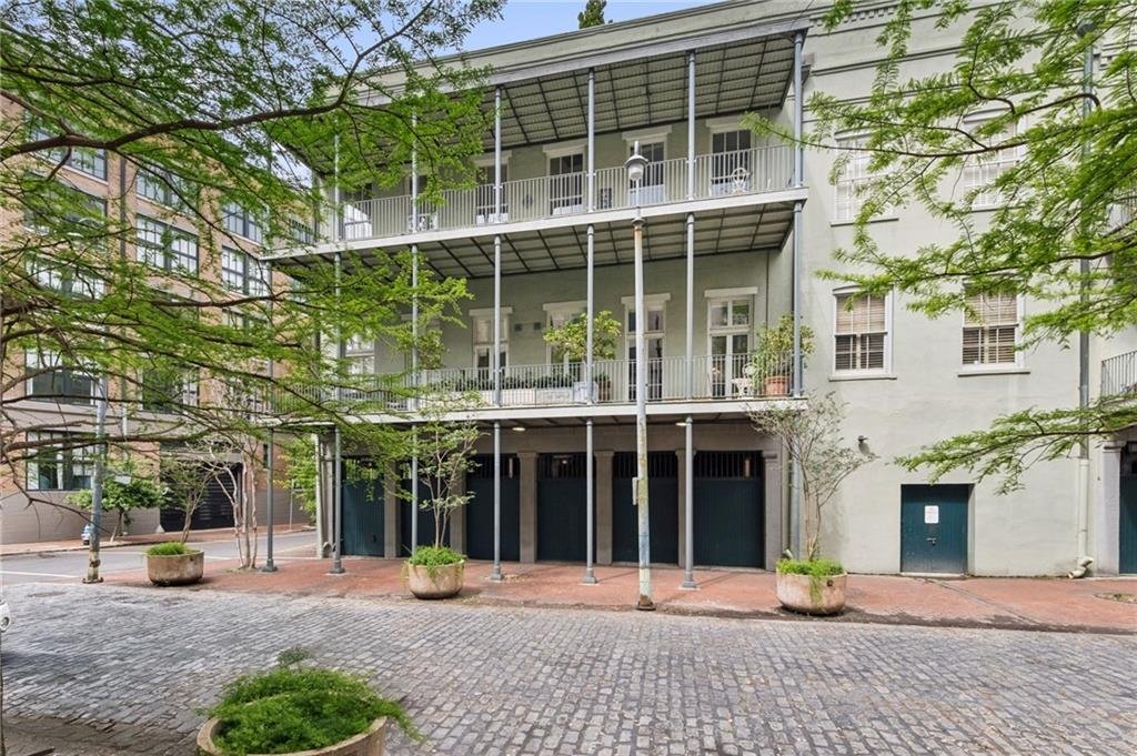 Condo in New Orleans, Louisiana, United States 1 - 17715858