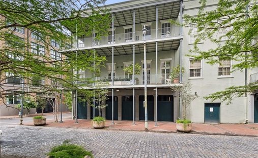 Condo in New Orleans, Louisiana, United States 1