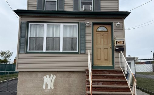 Apartment in Carteret, New Jersey, United States 1