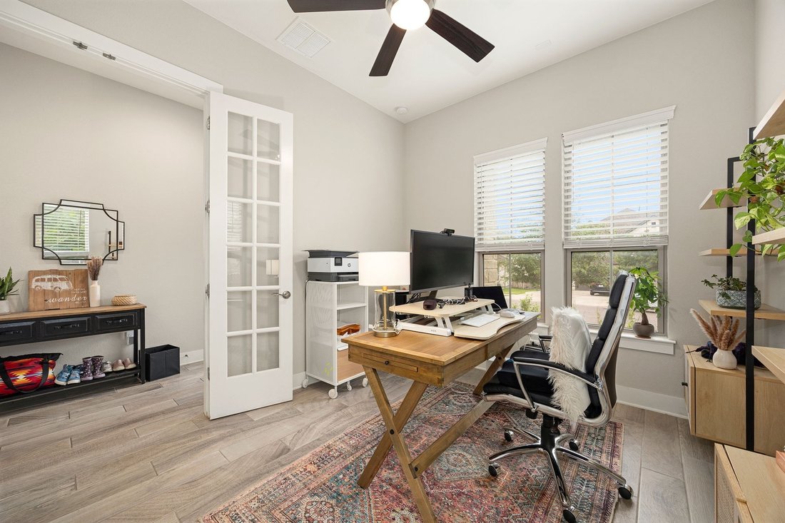 House in Austin, Texas, United States 5 - 17717136