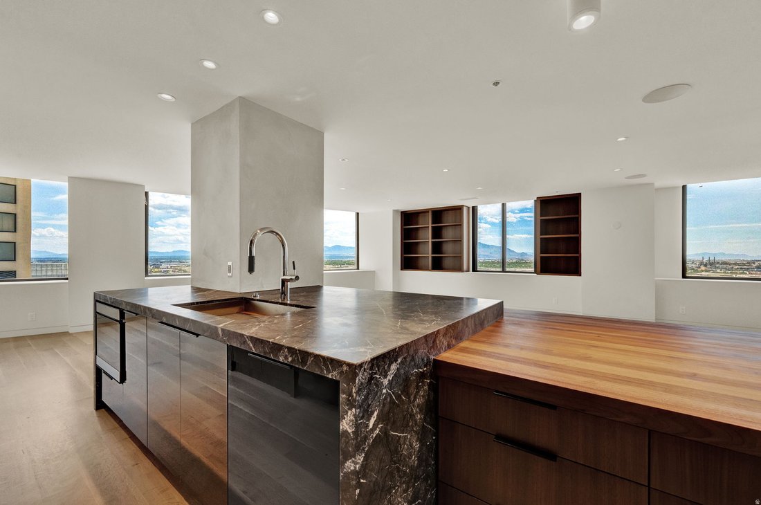 Condo in Salt Lake City, Utah, United States 3 - 17705724