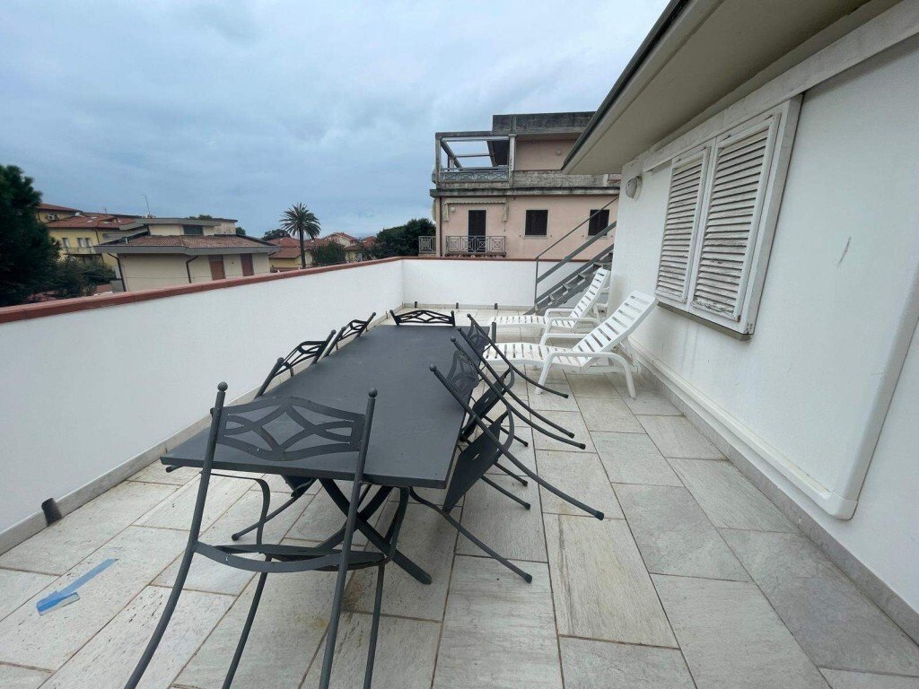House in Tonfano, Pietrasanta, Italy 2 - 17717013