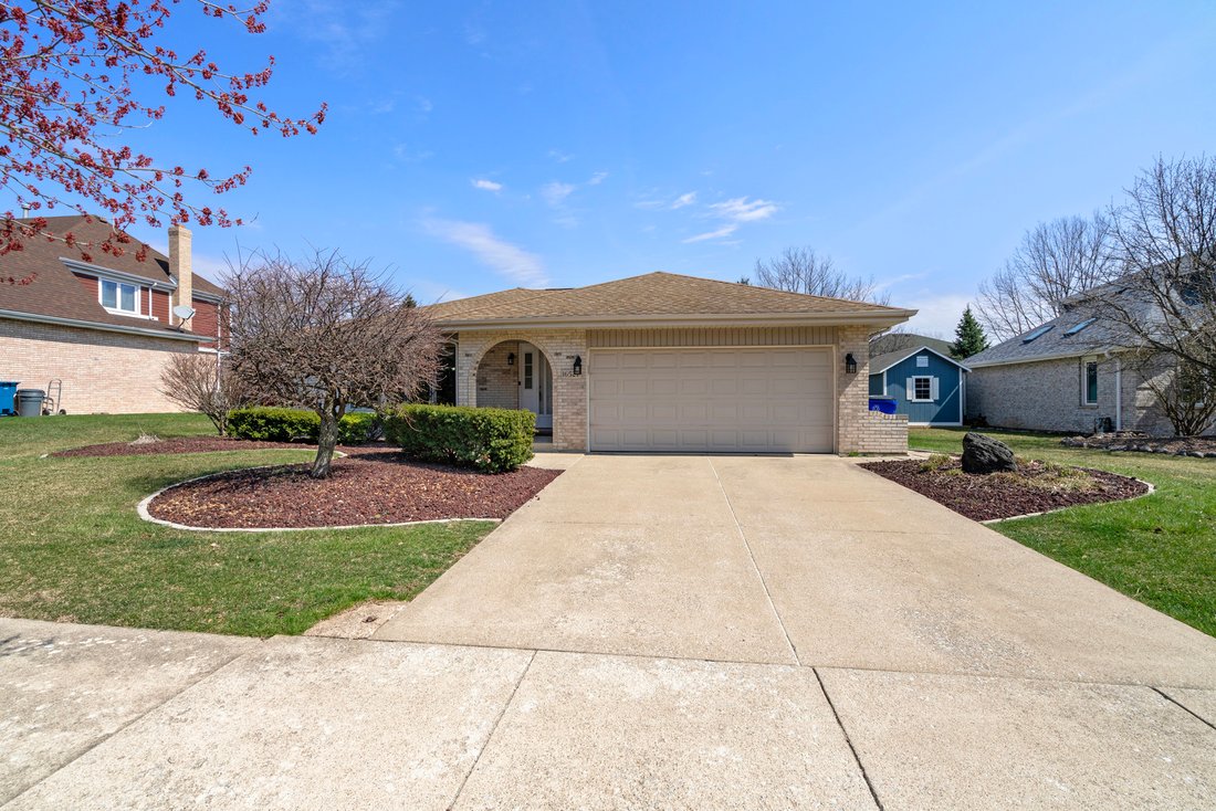 House in Orland Park, Illinois, United States 1 - 17705820
